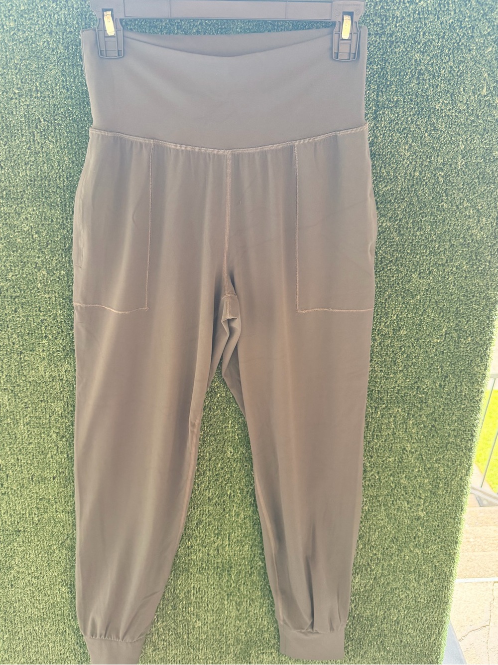 Athleta Salutation Jogger Grey Sz Small